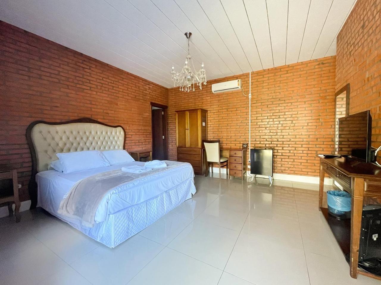 Casa Branca Pousada 波梅罗迪 外观 照片