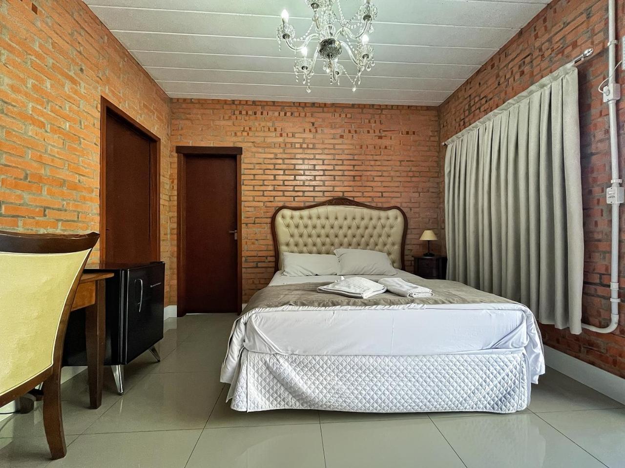 Casa Branca Pousada 波梅罗迪 外观 照片