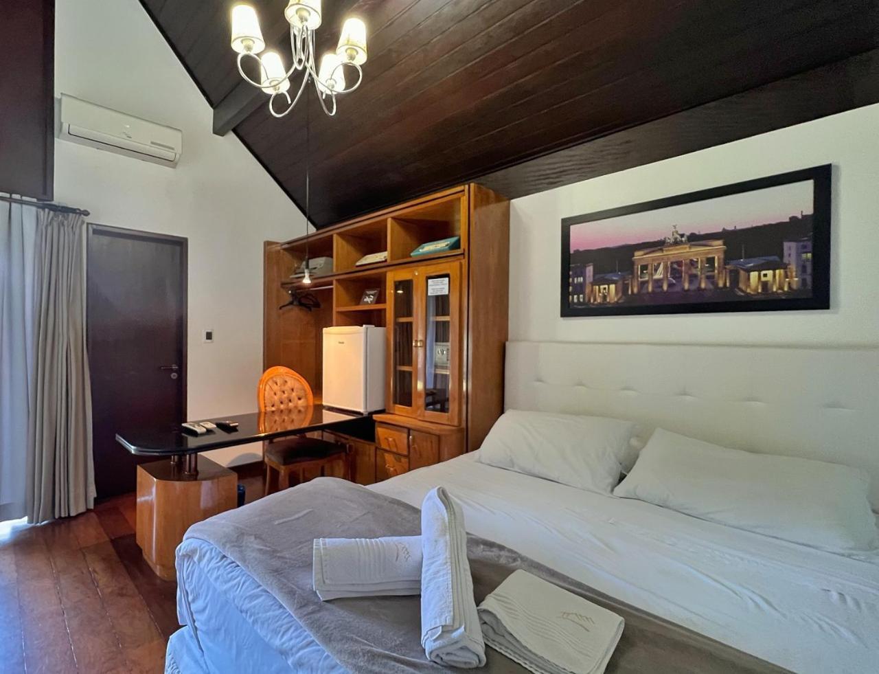 Casa Branca Pousada 波梅罗迪 外观 照片
