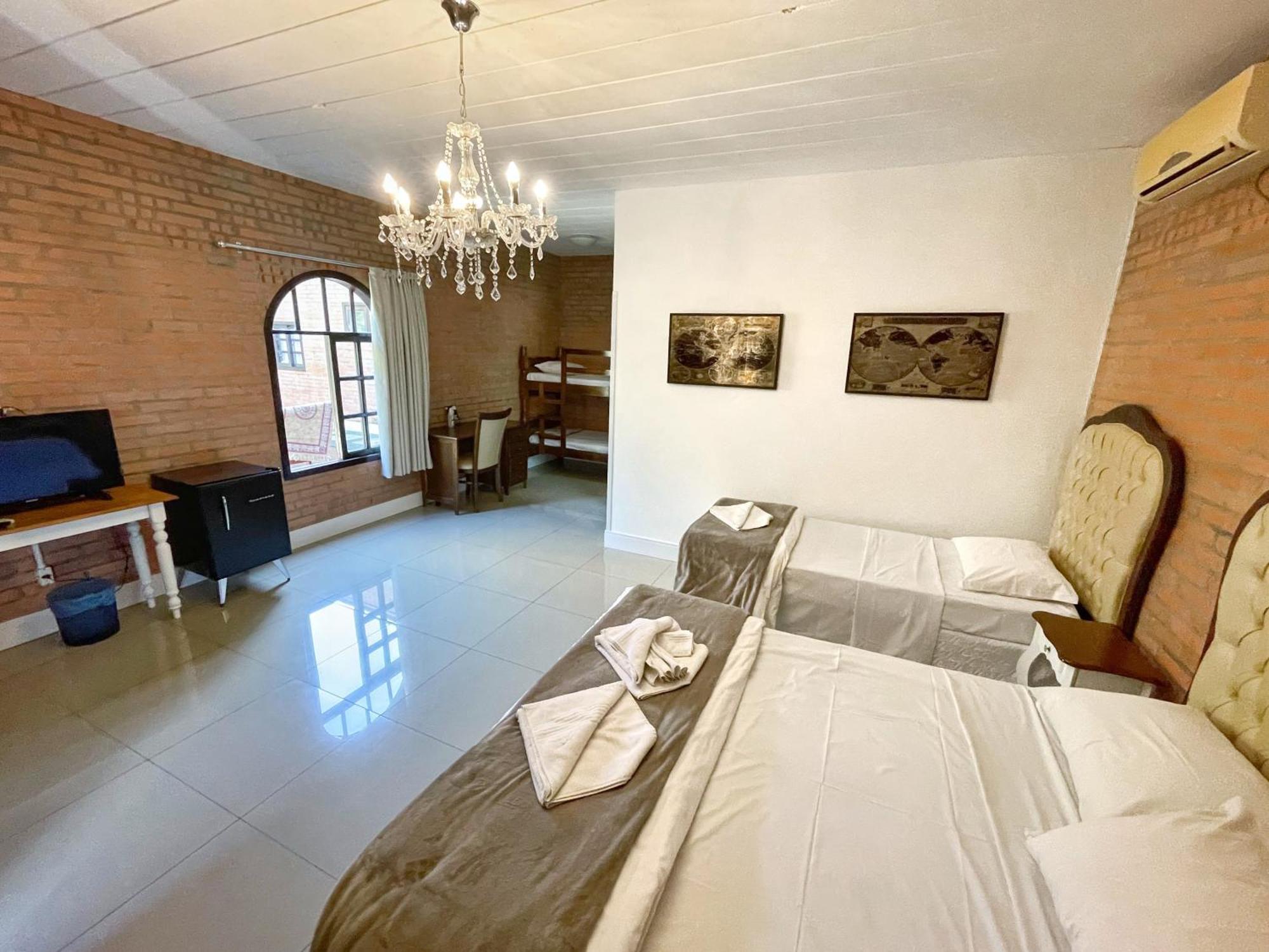 Casa Branca Pousada 波梅罗迪 外观 照片